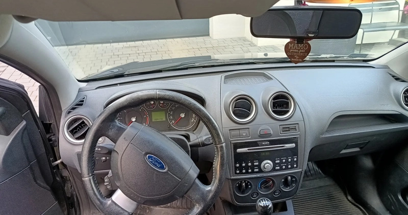 Ford Fiesta cena 4000 przebieg: 224100, rok produkcji 2007 z Ciechanów małe 16